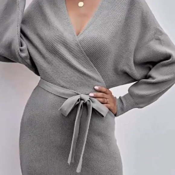 Gray Sweater dress - Picture 1 of 4